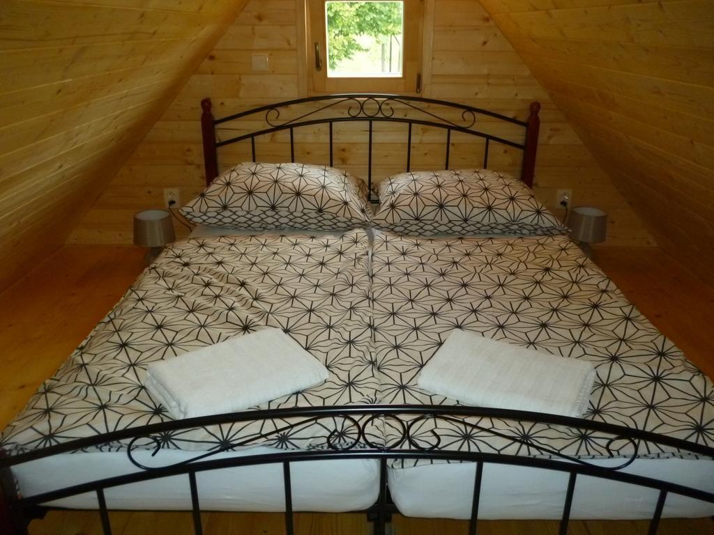 Apartman Relax-Chatka A Apartman Mikulov Dış mekan fotoğraf