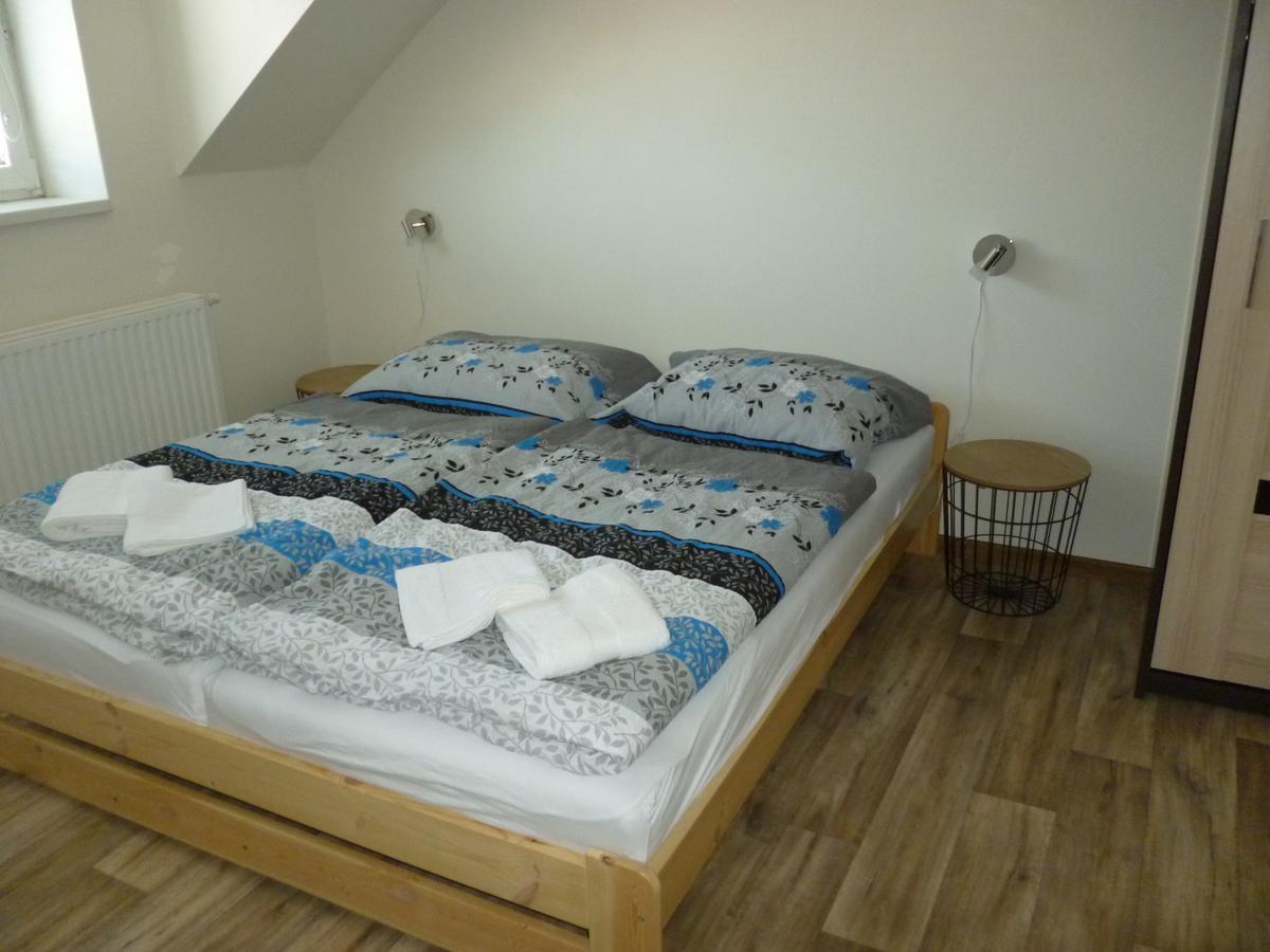 Apartman Relax-Chatka A Apartman Mikulov Dış mekan fotoğraf
