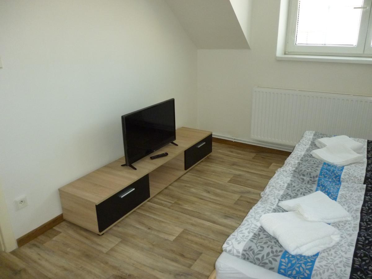 Apartman Relax-Chatka A Apartman Mikulov Dış mekan fotoğraf